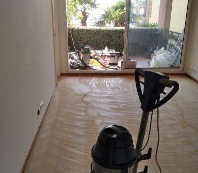 Levigatura e prefinitura per restauro parquet